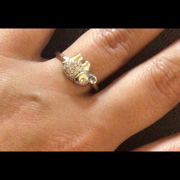 BN 925  Stirling Silver Elephant Ring w/ Swarovski Stones - Picture 2 of 3
